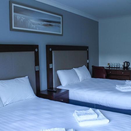 Heathrow Lodge Hillingdon Buitenkant foto