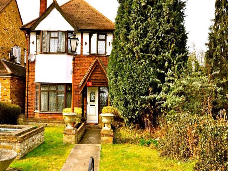 Heathrow Lodge Hillingdon Buitenkant foto